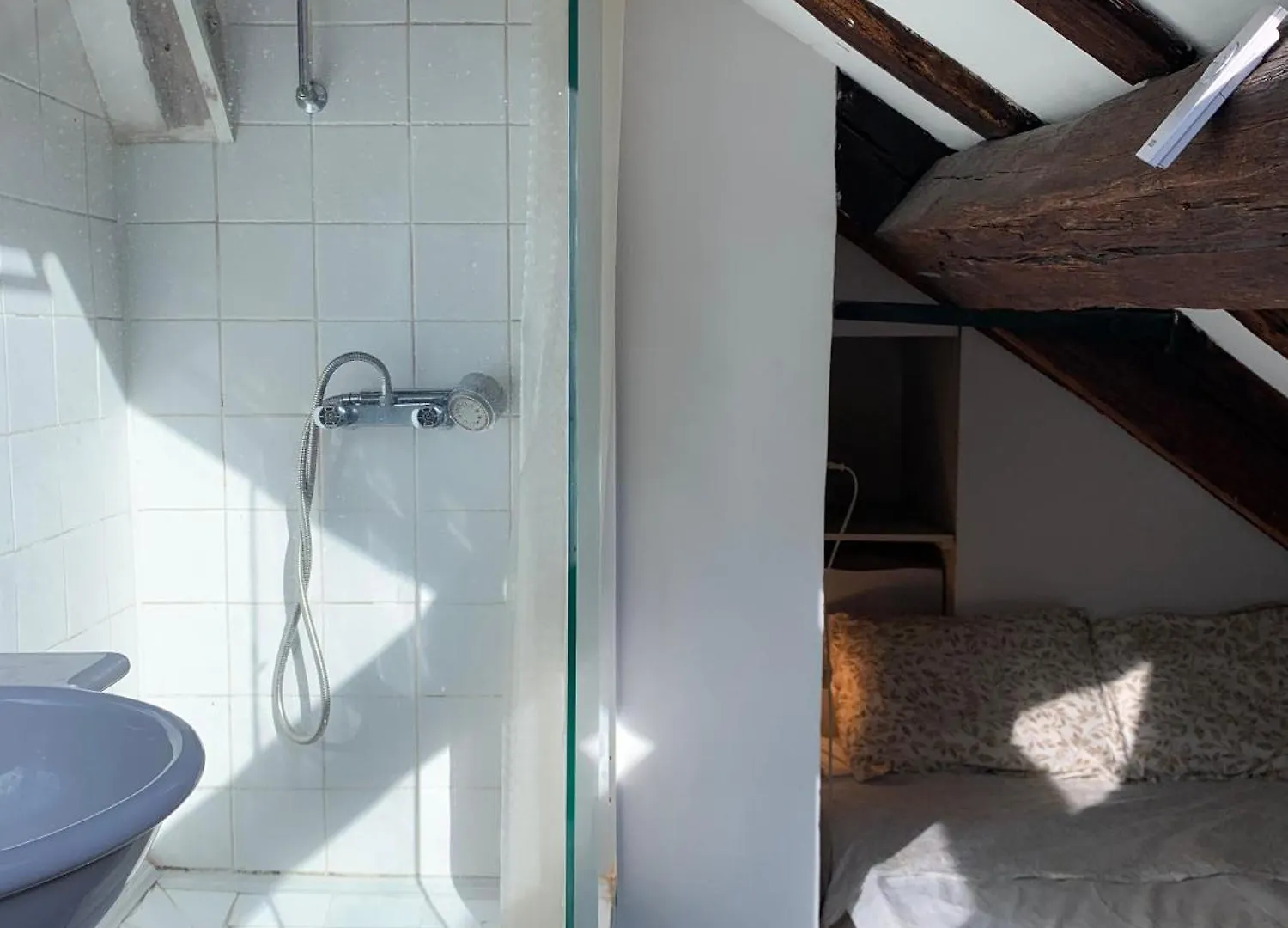 Cozy Mezzanine In The Heart Of דירה *