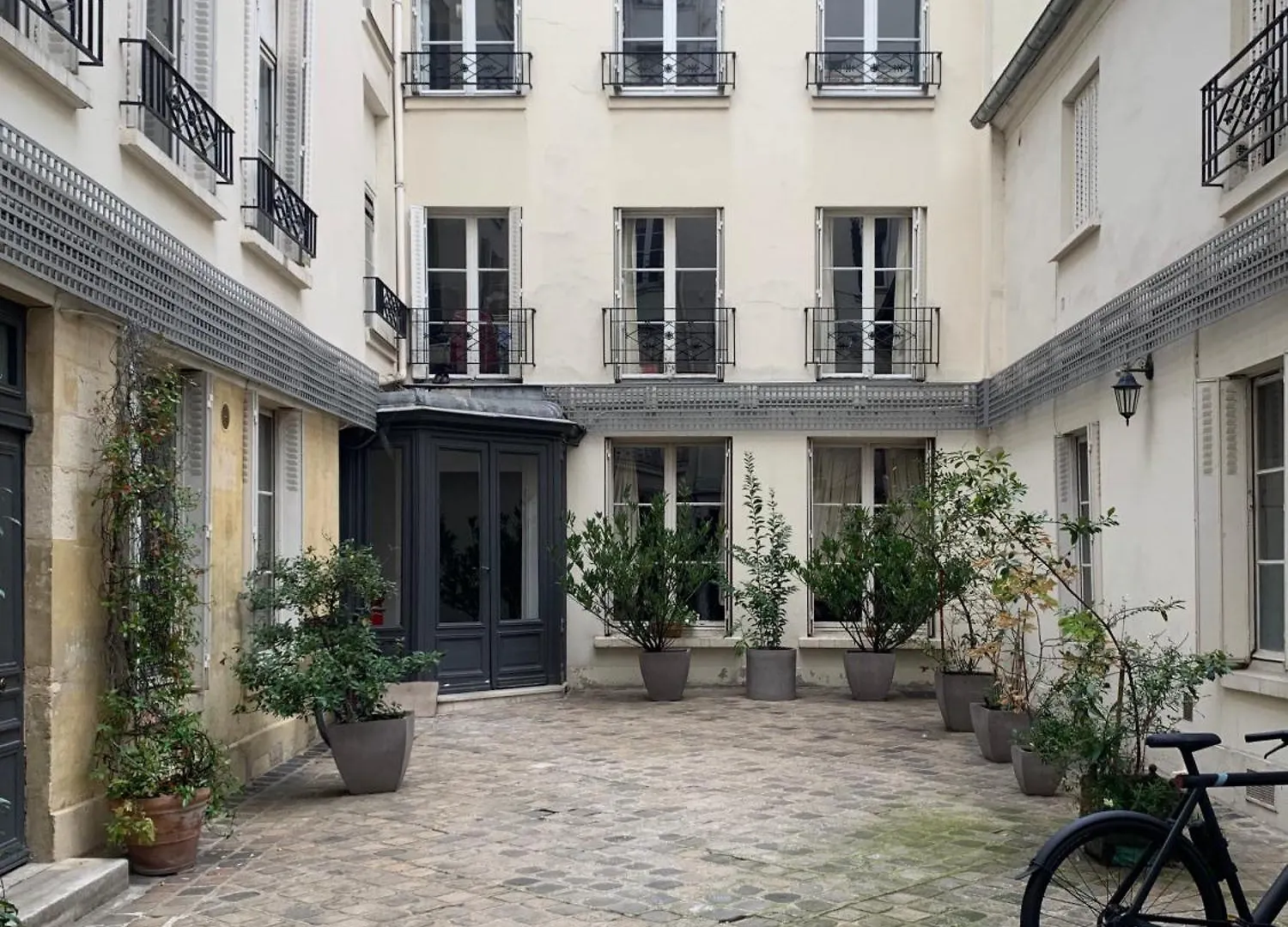 Apartment Cozy Mezzanine In The Heart Of Paris
